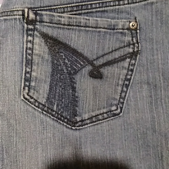 DKNY JEANS - Picture 6 of 6
